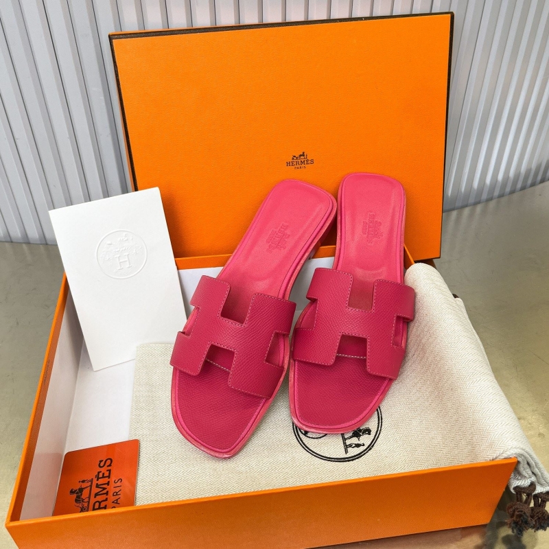 H**mes slippers